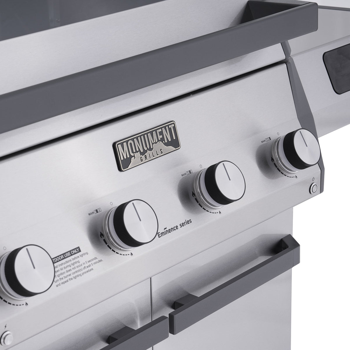 Monument Grills Eminence 405 gas grill, control panel