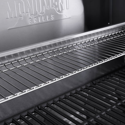 Monument Grills Eminence 405 gas grill, warming rack