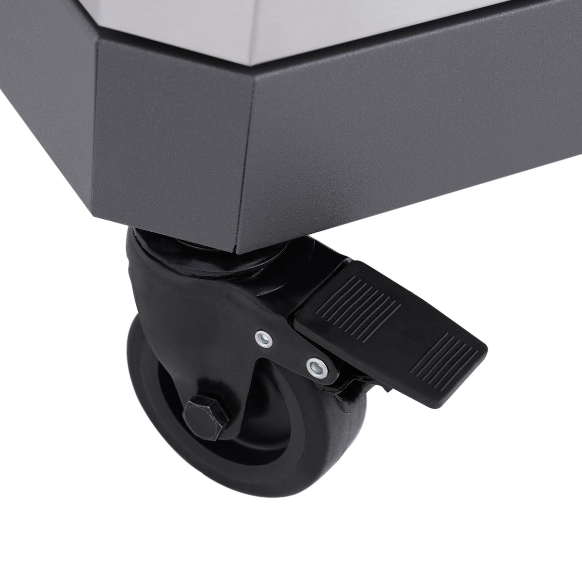 Monument Grills Eminence 405 gas grill, locking caster wheel