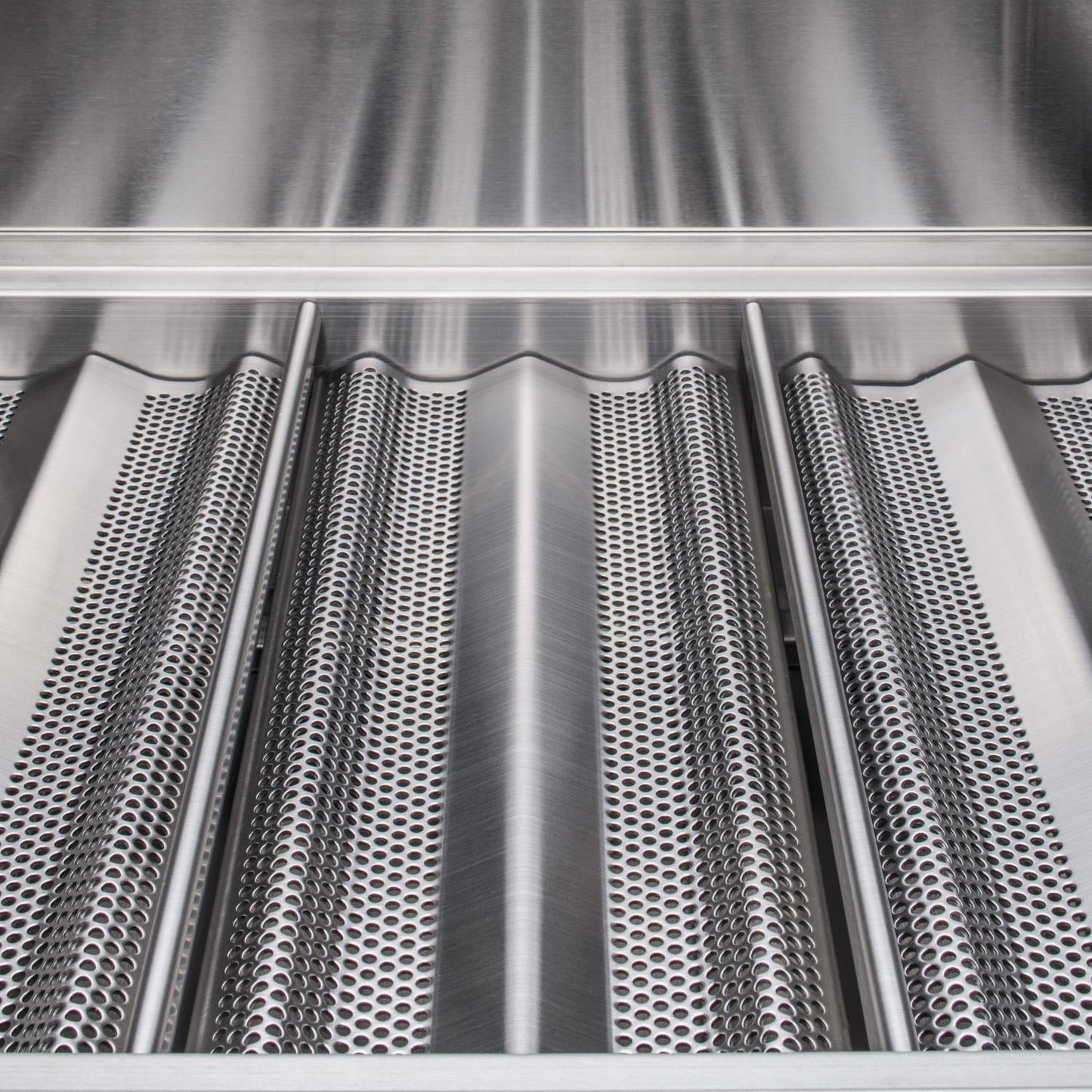 Stainless steel flame-stabilizing grids inside the Blaze Professional LUX grill