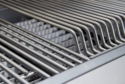 Multi-level stainless steel cooking grids on the Broilmaster G-Series Elite grill