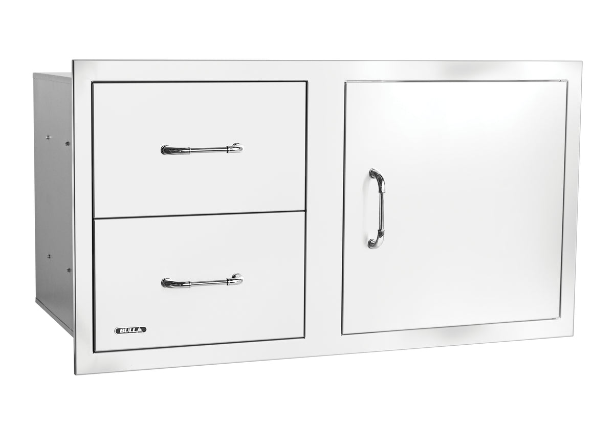 Bull 30-inch door/drawer combo with reveal, left angled view