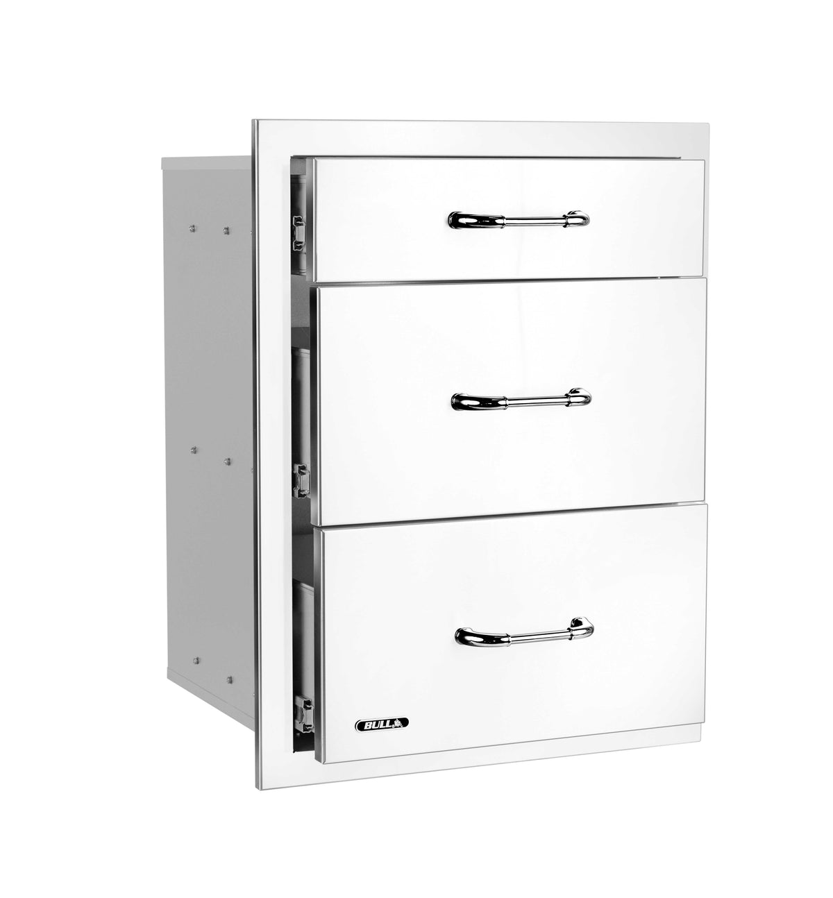 Bull triple drawer with reveal, drawers partly open