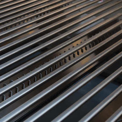 Stainless steel cooking grates on the Bull Brahma gas grill