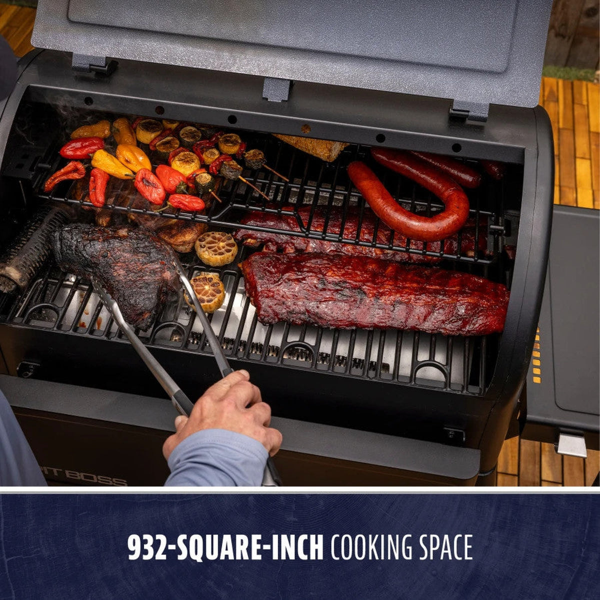 Food cooking on the Pit Boss Navigator 850's 932-square-inch cooking space