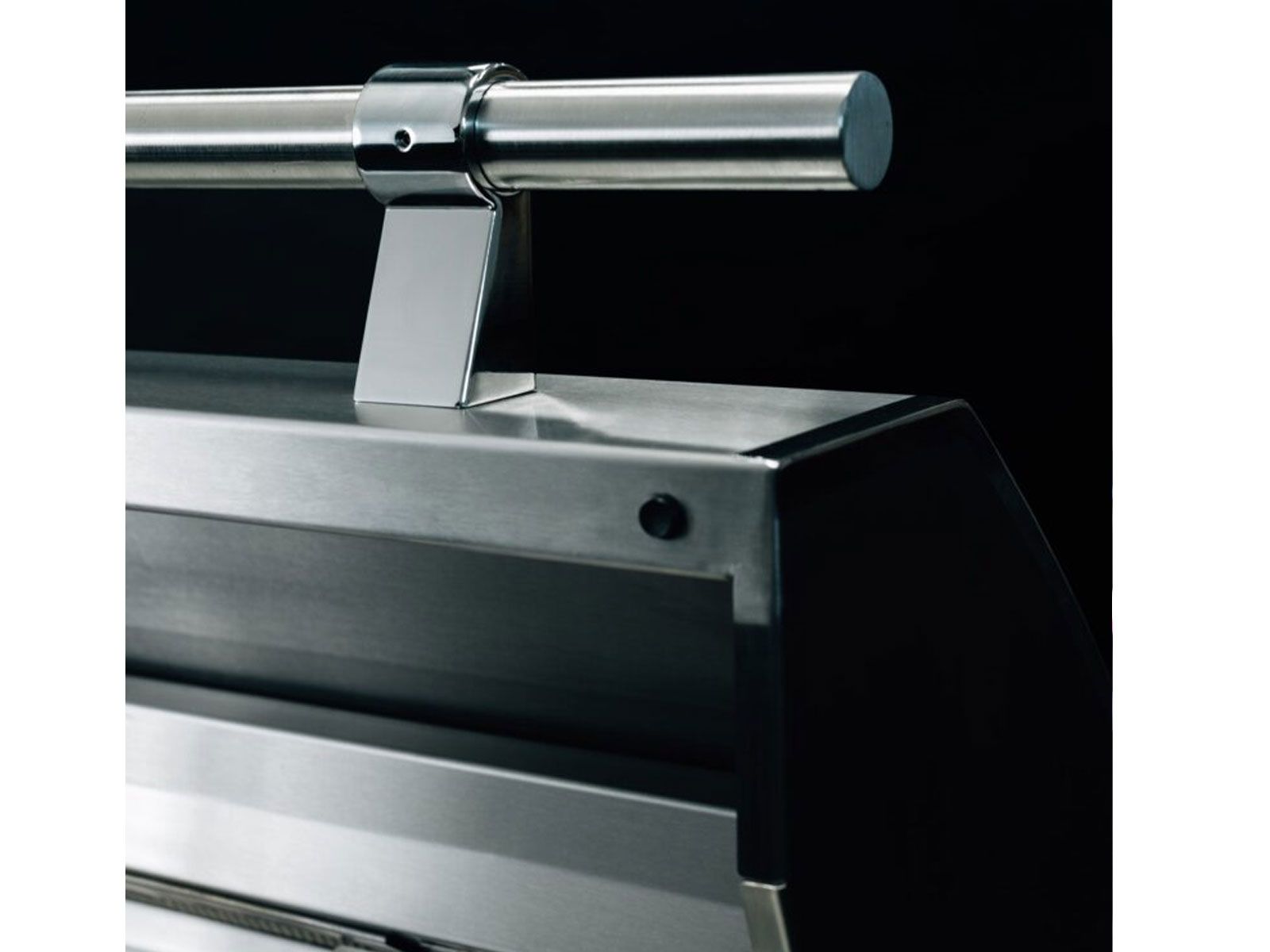 Stainless steel hood handle on the Summerset Quest grill
