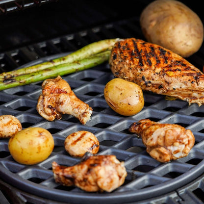 Monument Grills round diamond grid in use