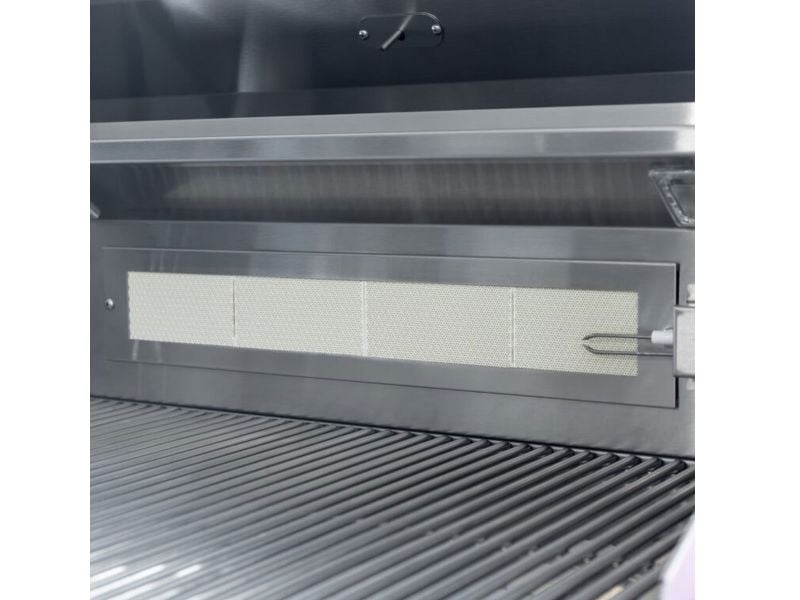 Illuminated control knobs on a Summerset Sizzler Pro gas grill