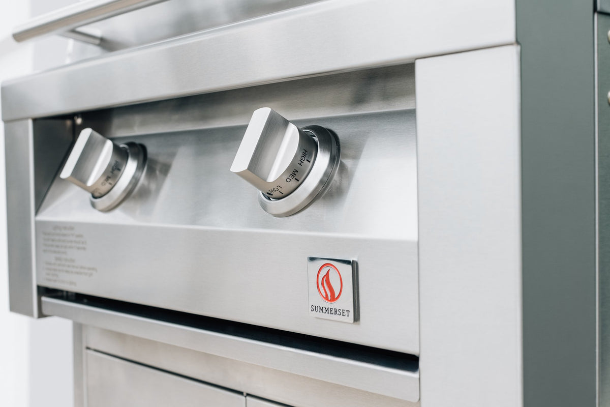 Summerset Resort 30-Inch 2-Burner Built-In Gas Grill – detail