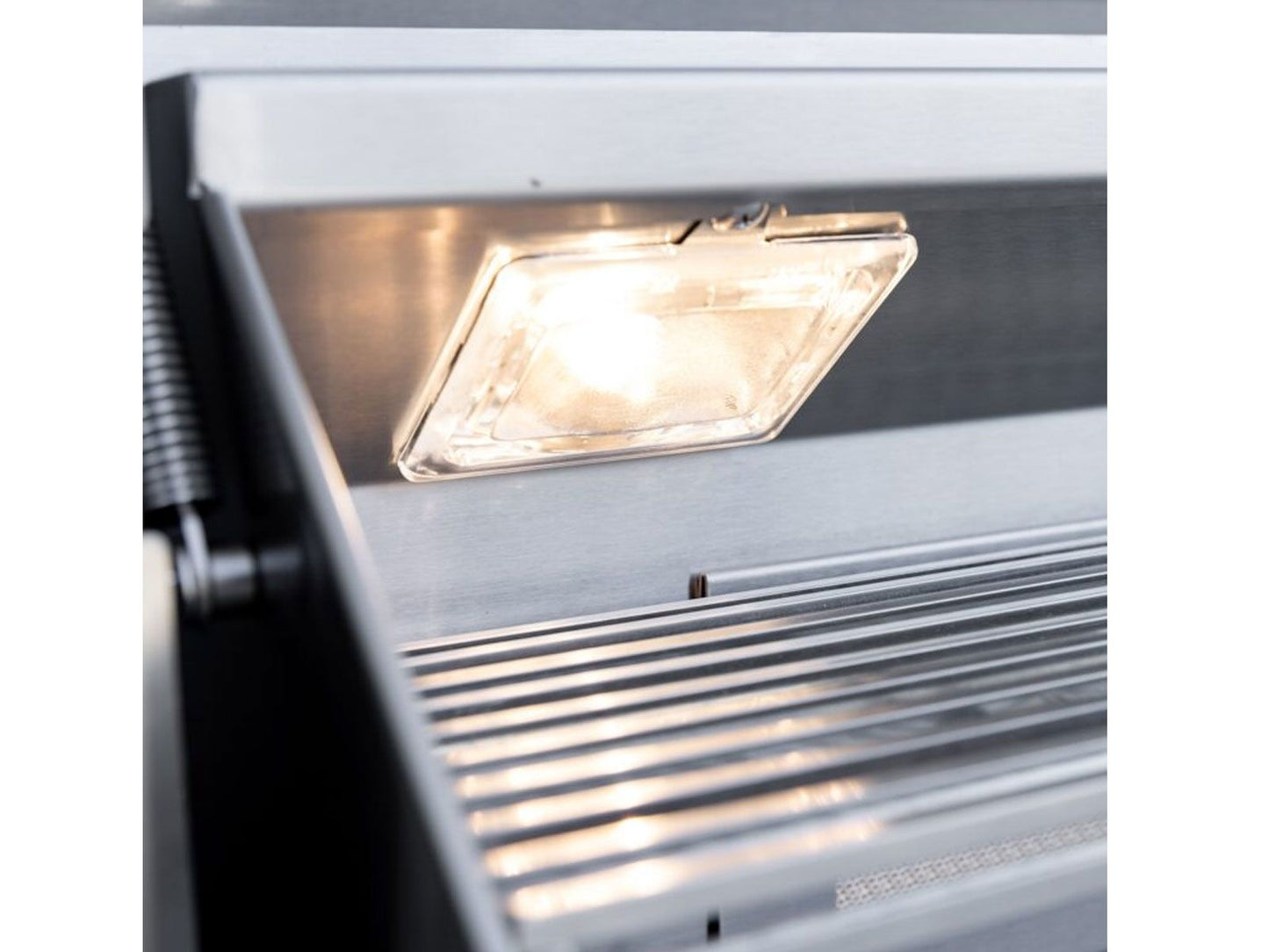 Interior halogen grill light in a Summerset TRL Pro gas grill